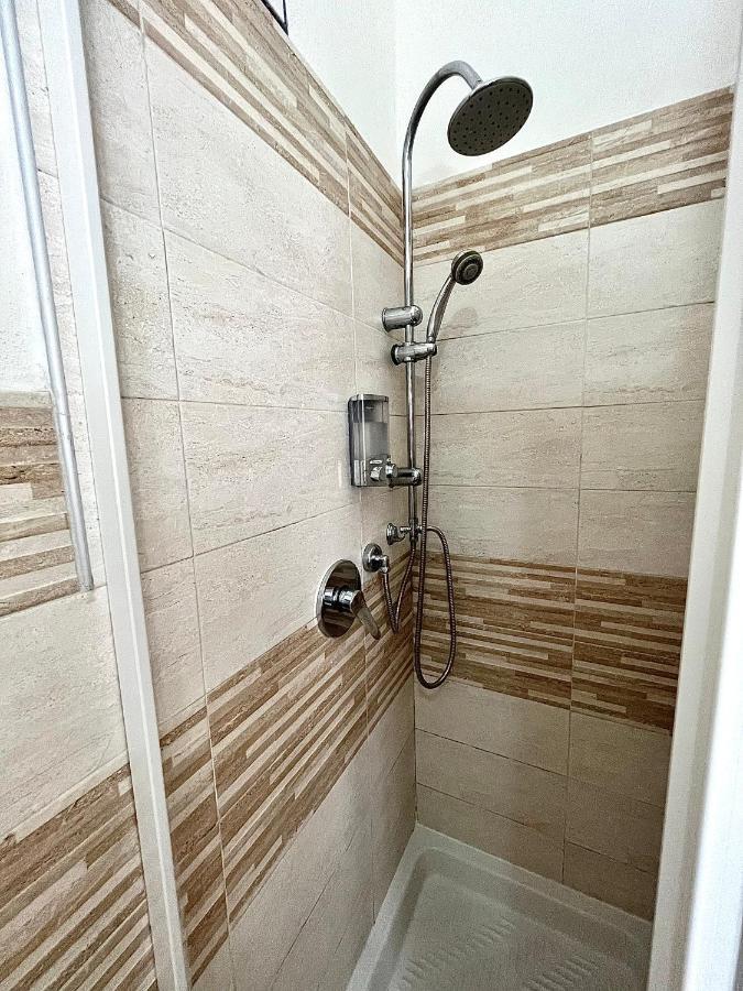 Ca Del Vins - Studio Flat In La Spezia Exteriör bild